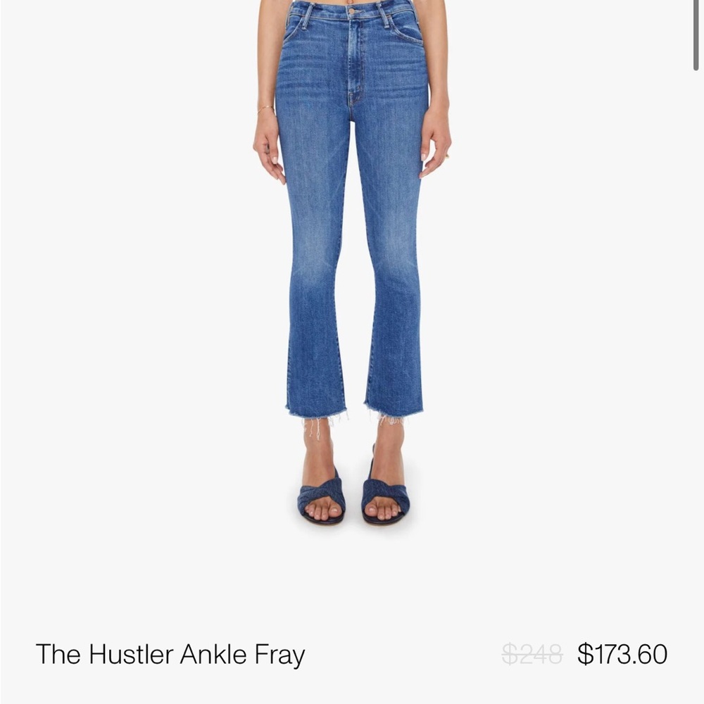 MOTHER Cropped Ankle Jeans in Blue